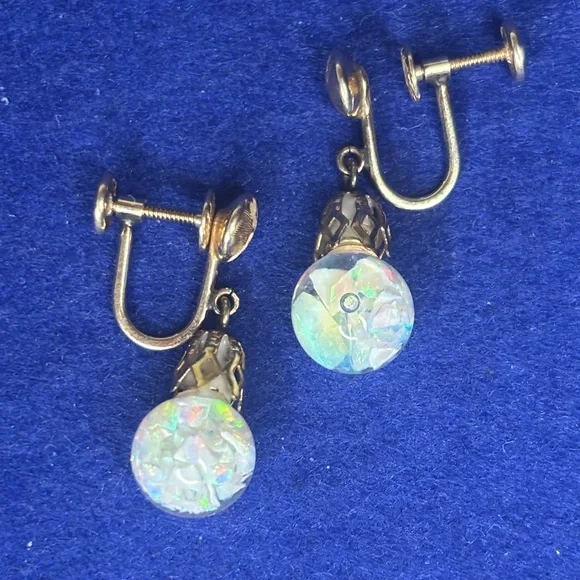 14k Gold Floating Opal Screwback Earrings - Picture 3 of 7